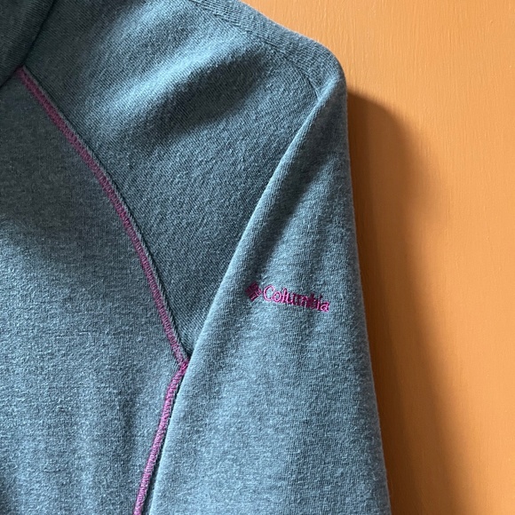 Columbia Knit Dress Women's size Small Grey with Purple stitching, Omni Wick - Picture 7 of 11